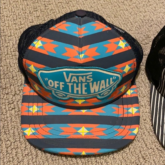 Vans SnapBack Hats - Picture 2 of 4
